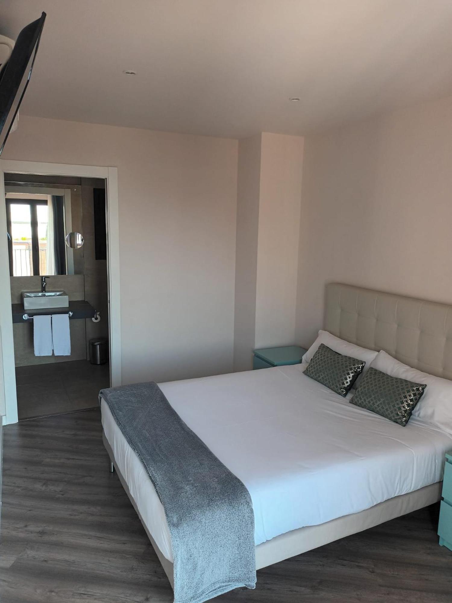 Hotel Monegal Barcelona Cameră foto